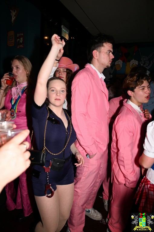 ../Images/Maandagavond carnaval 2026 084.jpg